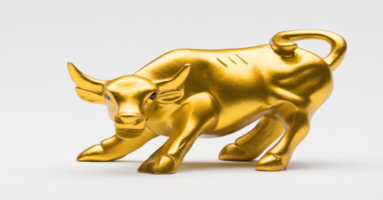 100555083-gold-bull-gettyp